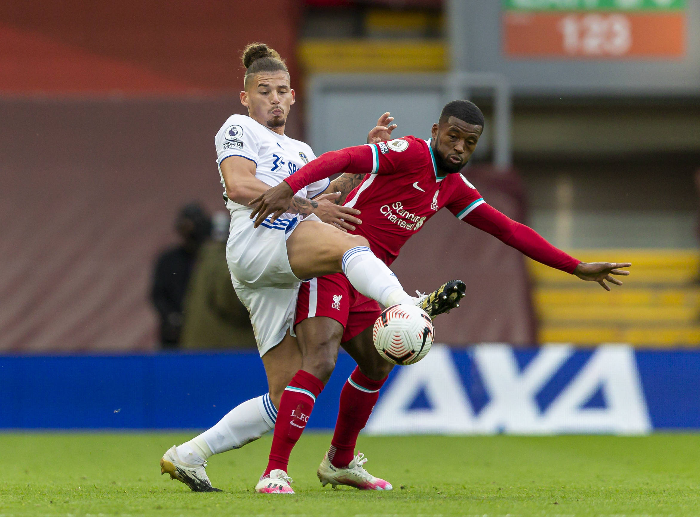 额转会费 额转会费